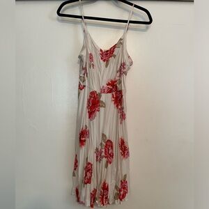 Fit and flare summer dress.